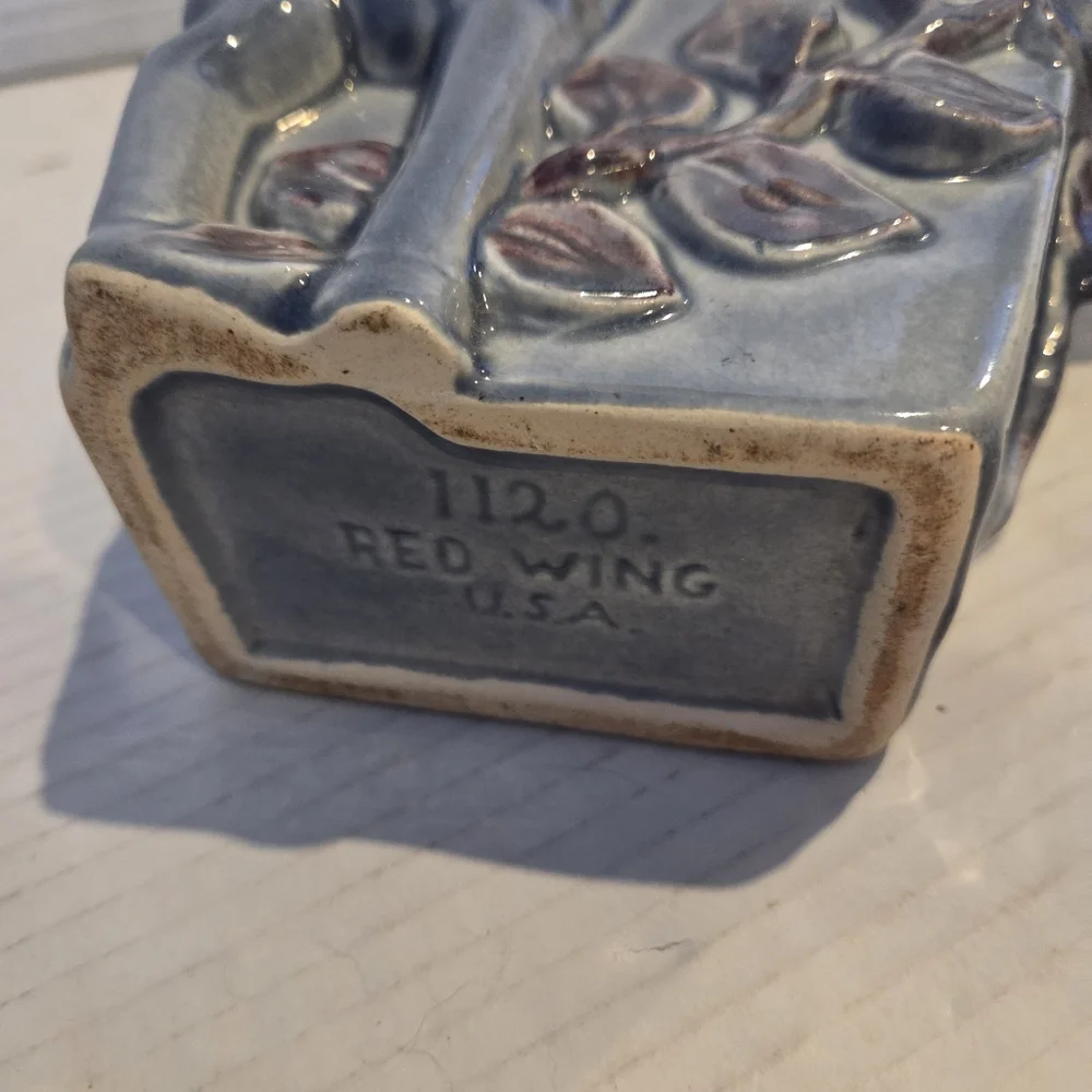 Red Wing very pretty
